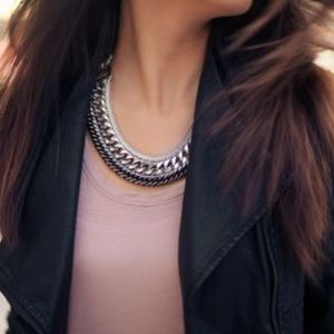 Stella & Dot Femme Fatale Statement Necklace💕
